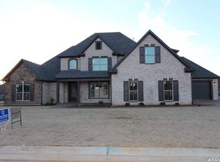 15 Millchase Cv, Jackson, TN 38305