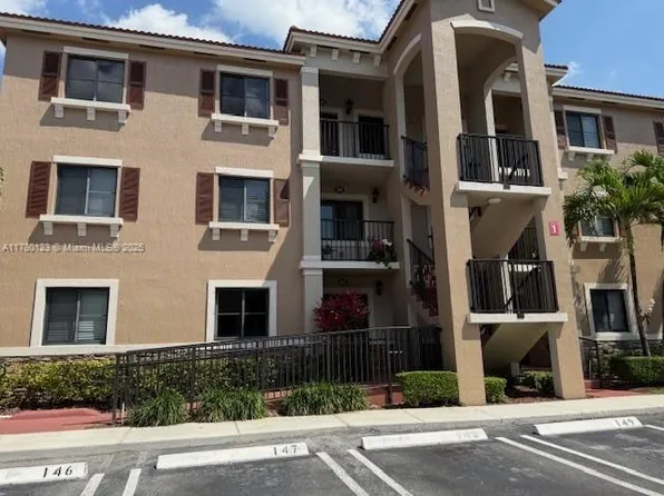22561 SW 88th Pl Unit 102-7, Cutler Bay, FL 33190