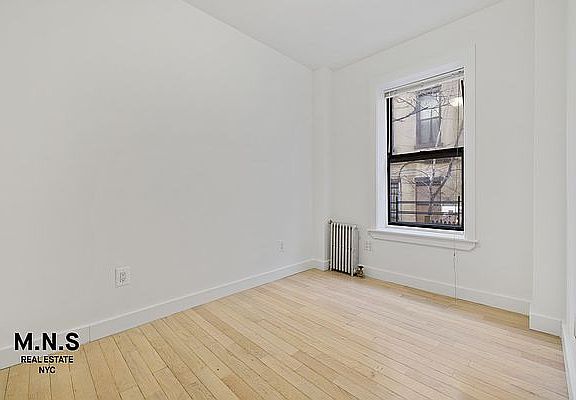 4th image of 257 Quincy St APT 1A