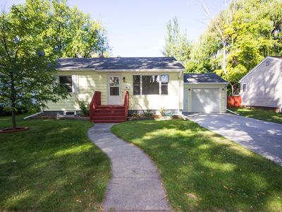 1111 10th St N, Moorhead, MN, 56560