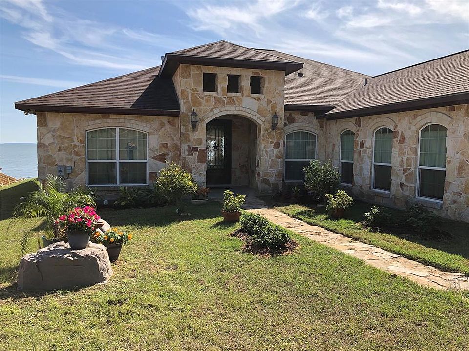 1st image of 151 Heritage Dr