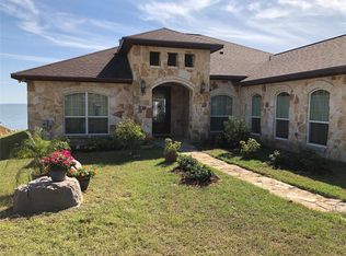 151 Heritage Dr, Pointblank, TX 77364
