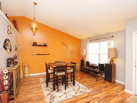 3rd image of 645 Oak Forge Pl
