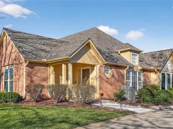 14232 W 151st Ter APT 500, Olathe, KS 66062