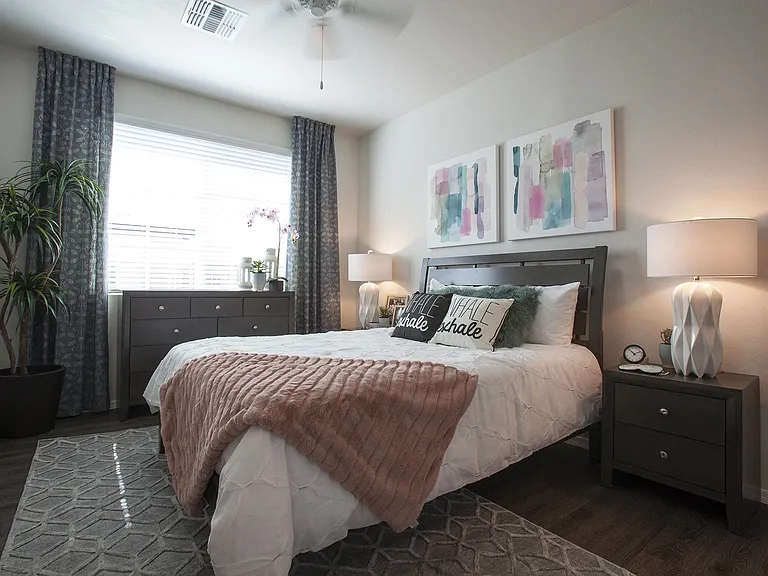 San Mateo Townhomes — Photo 9