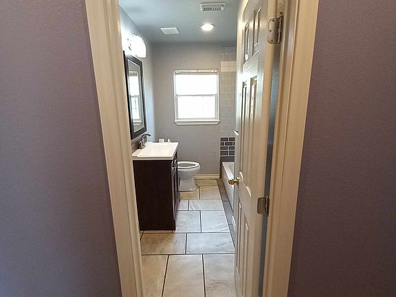 2nd image of 7625 Bellingham Dr