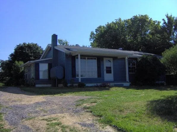 8592 Lacey Heights Ave, Harrisonburg, VA 22802