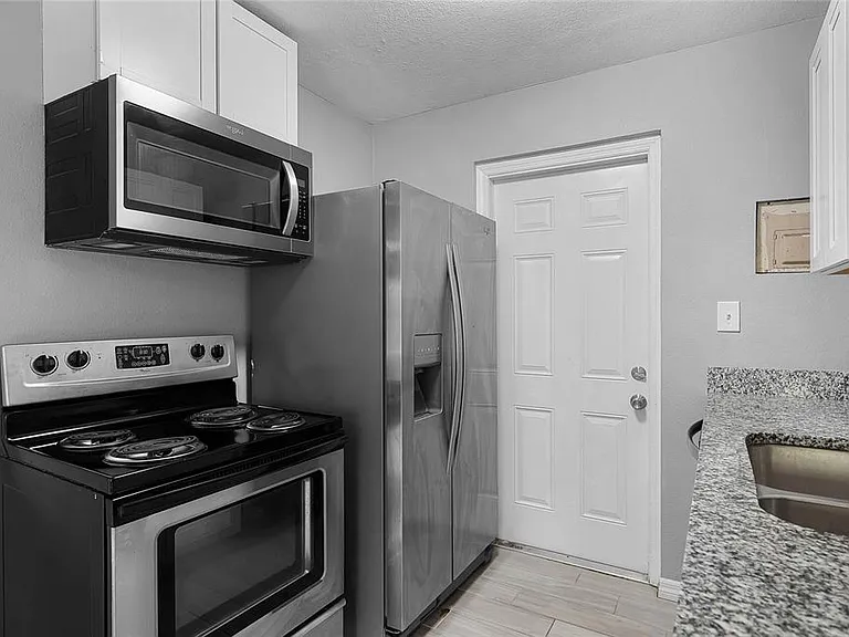 1086 Hibiscus Ct #22 — Photo 10