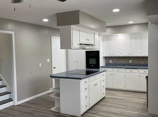 109 S Jane Ln, Enid, OK 73703