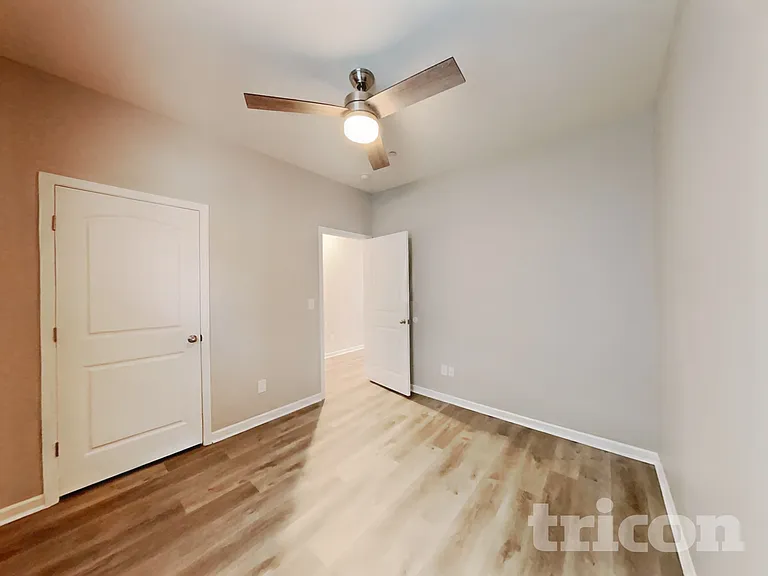 338 Victory Cir — Photo 12