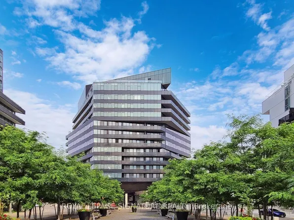 21 Lawren Harris Sq, Toronto, ON