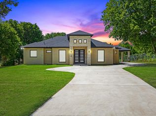 1708 Dowdy Ferry Rd, Hutchins, TX 75141