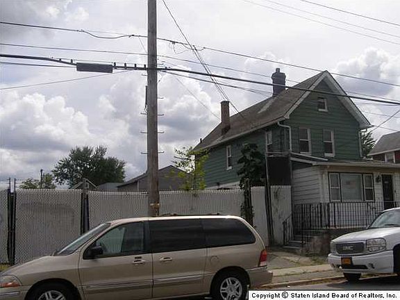 2nd image of 187 Granite Ave