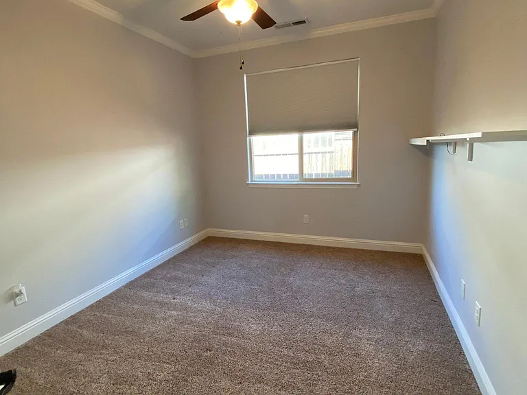 28 Phyllis Ct — Photo 16