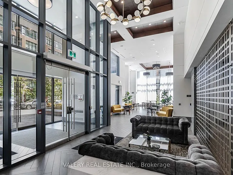 38 Iannuzzi St W #1607 — Photo 2