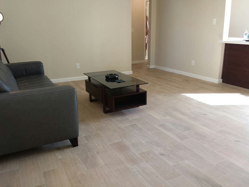 Palm Springs Apartments with Beautiful Hard Surface Flooring