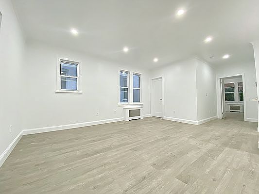 3rd image of 47-23 38th St #1
