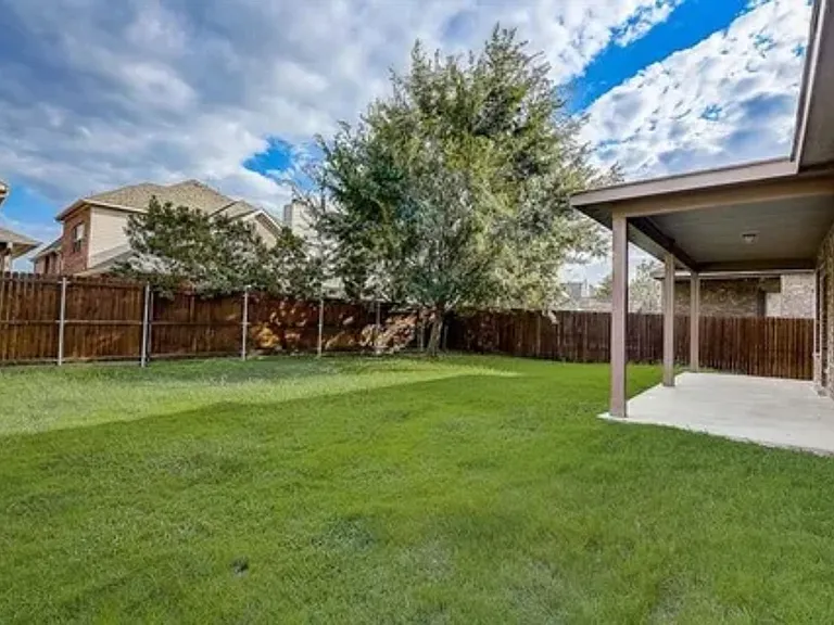613 Cypress Hill Dr — Photo 20