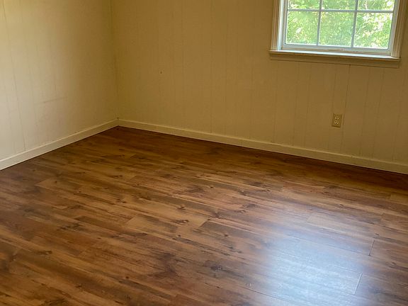 4th image of 2833 Themis St #1
