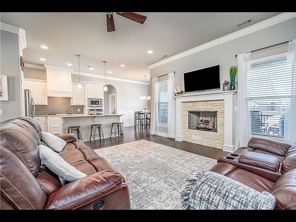 2nd image of 4204 SW Stonewood Ter