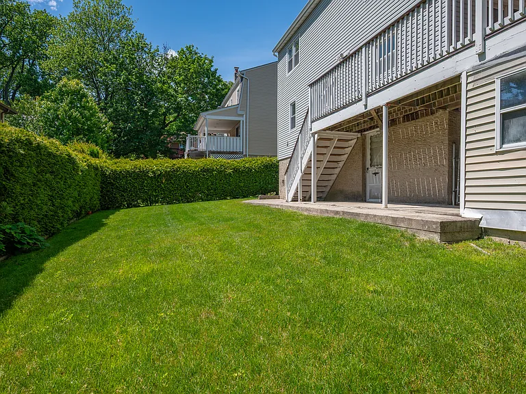 49 N Chatsworth Ave — Photo 10