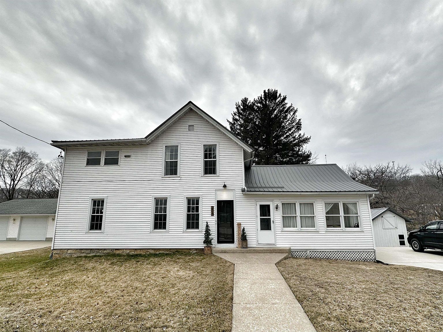 205 High St NE, Elkader, IA 52043 Zillow