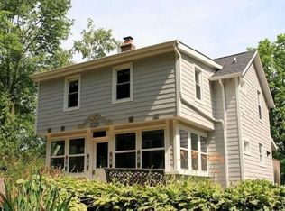 W6220 Hilltop Rd, Plymouth, WI 53073