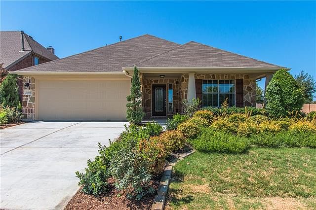 1st image of 1404 Bluebird Dr