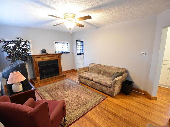 5th image of 3143 Dresden St