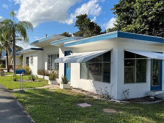 4th image of 3 Belair Dr