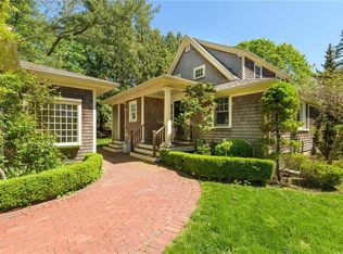 11 Starboard Ln, Barrington, RI 02806