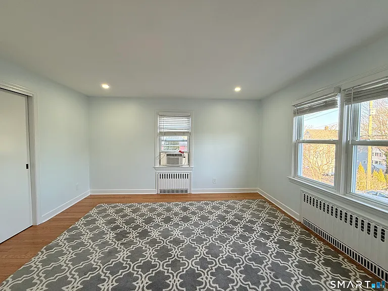 228 Jennings Rd — Photo 16