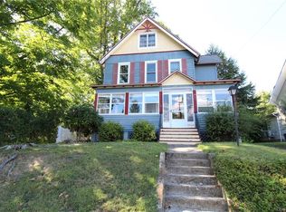 35 Woodlawn Ave, Middletown, NY 10940