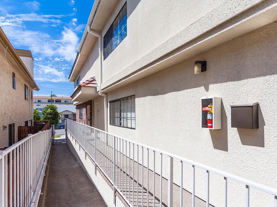 1st image of 544 E Tujunga Ave APT 202