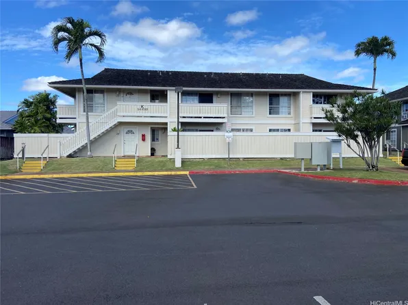 94-1081 Kepakepa St APT K11, Waipahu, HI 96797