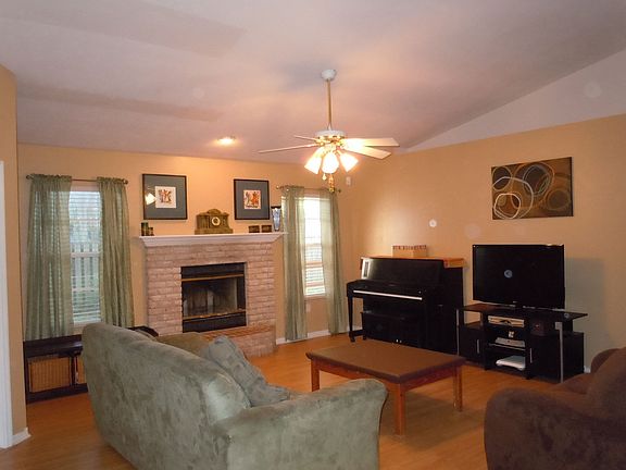 3rd image of 4123 NW 60th Ave