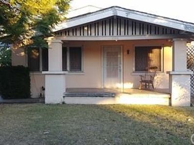 894 N 9th St, Colton, CA, 92324