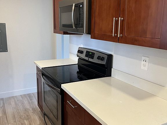 3rd image of 5900 Soundview Dr APT 403
