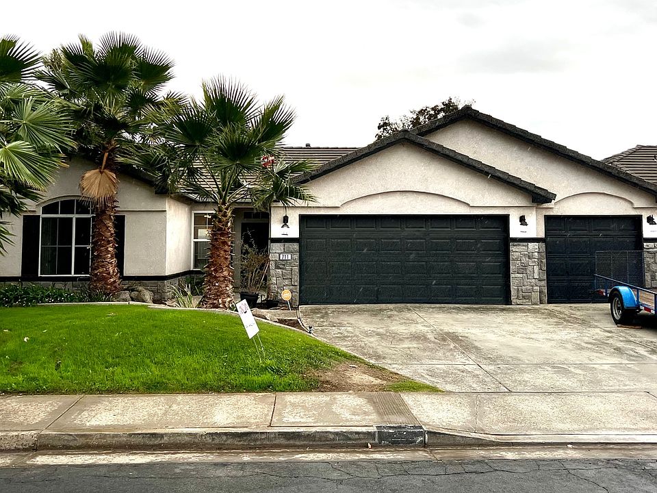 1st image of 711 N Star Dr