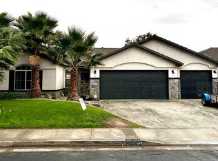 711 N Star Dr, Hanford, CA 93230