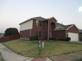 6048 Bronze River Rd, Fort Worth, TX 76179