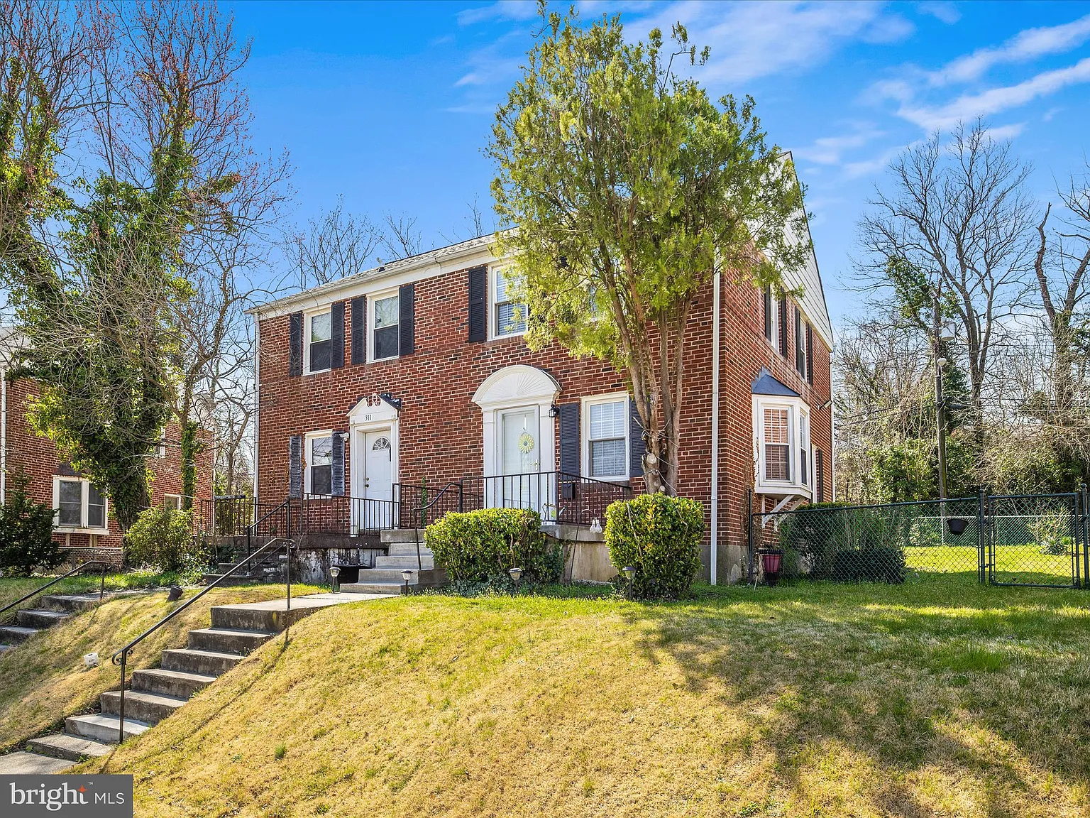 309 Charter Oak Ave photo 1