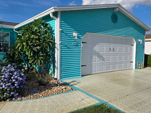 5th image of 2004 Pier Dr