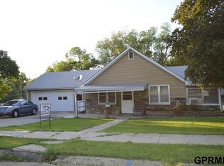 5316 Weir St, Omaha, NE 68117