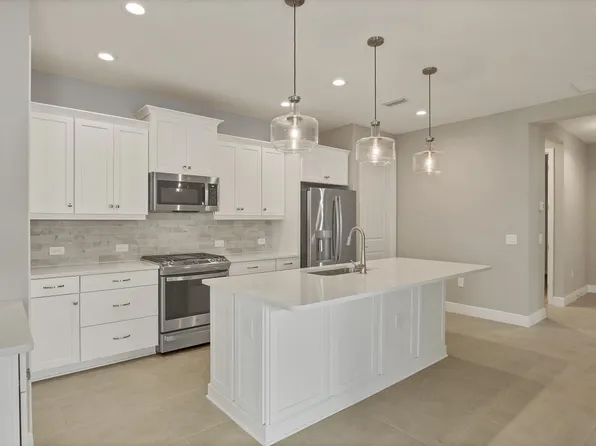 690 Allora Ave #1, Nokomis, FL 34275