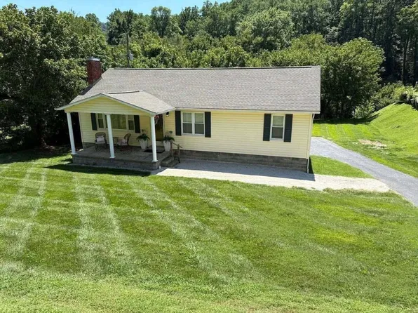 290 Ky Route 3188, Langley, KY 41645