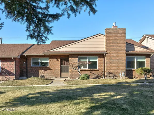 215 N 56th Ave APT 36, Yakima, WA 98908