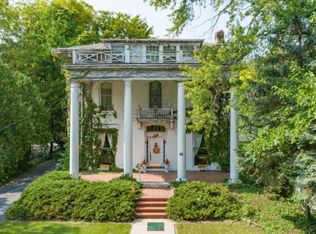 55 S Highland Ave, Aurora, IL 60506