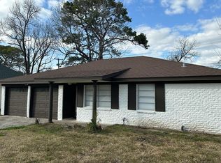 7725 Charlesmont St, Houston, TX 77016