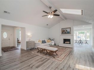 2819 Wood Wind Dr, Pantego, TX 76013